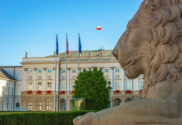 Jak wygląda proces uchwalania ustawy w Polsce? Jak wygląda proces uchwalania ustawy w Polsce?